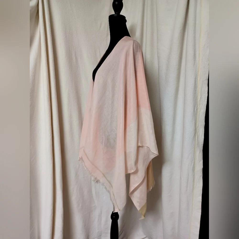 NWT Banana Republic Factory Peach Blush Multi Silk-Ramie Poncho One Size